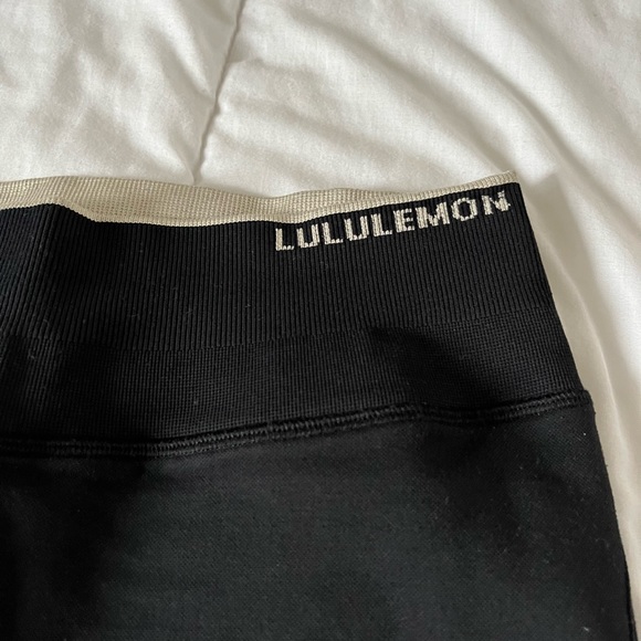 Lululemon iconic sweat tight woman’s leggings - Picture 6 of 6